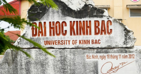 Trường Đại học Kinh Bắc: Dù bằng thật hay giả… nhưng Chủ tịch Hội đồng trường không dùng để mưu cầu về chính trị Trường Đại học Kinh Bắc: Dù bằng thật hay giả… nhưng Chủ tịch Hội đồng trường không dùng để mưu cầu về chính trị