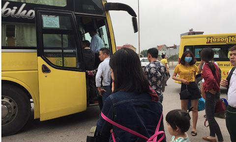 Clip "xe vua" lộng hành tuyến Hà Nội – Sapa