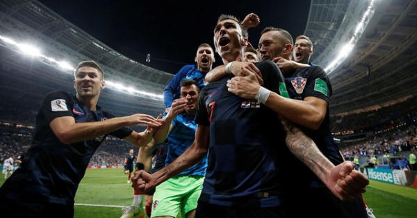 Ngược dòng hạ tuyển Anh, Croatia vào chung kết World Cup Ngược dòng hạ tuyển Anh, Croatia vào chung kết World Cup