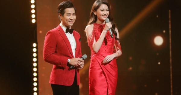 Á hậu Thuỳ Dung dẫn show đầu năm mới