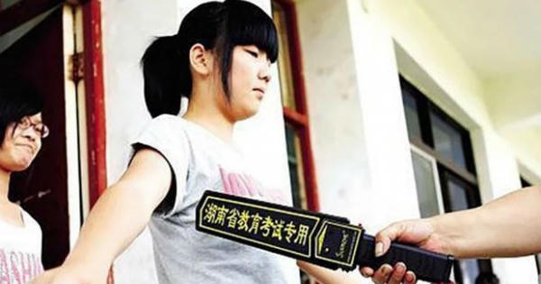 Nigeria, Ấn Độ, Hàn Quốc đối phó ra sao với gian lận thi cử? Nigeria, Ấn Độ, Hàn Quốc đối phó ra sao với gian lận thi cử?