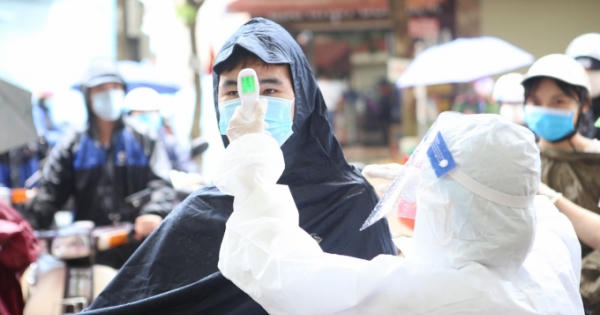 Chùm ảnh: Thí sinh tại Bắc Giang làm thủ tục thi tốt nghiệp THPT năm 2021 Chùm ảnh: Thí sinh tại Bắc Giang làm thủ tục thi tốt nghiệp THPT năm 2021