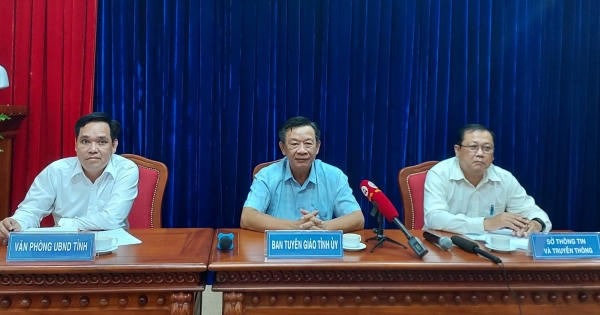 Bí thư Tỉnh uỷ Cà Mau chỉ đạo nóng vụ nghi vấn Phó Chủ tịch huyện mặc cả "lại quả" công trình