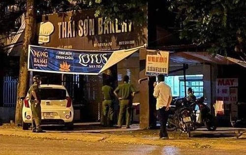 Đóng cửa ở trong tiệm bánh để tránh dịch, nam thanh niên tử vong