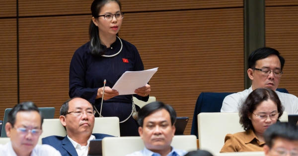 "Việc giữ chân người tài ở khu vực công hết sức cần thiết"