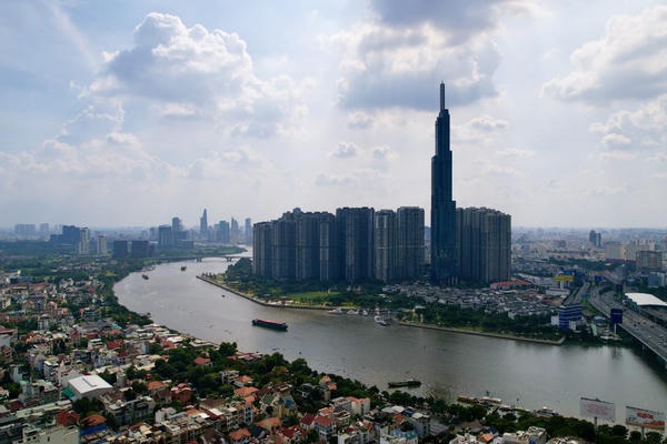 Quan tâm xây dựng cầu, đường kết nối các tỉnh thành vùng Đông Nam Bộ