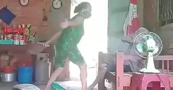 Bắt tạm giam "nữ nghịch tử" đánh đập, ngược đãi mẹ già gần 80 tuổi