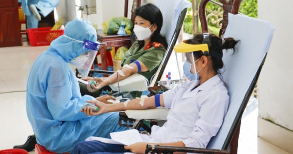 Cần Thơ: “Một giọt máu - triệu tấm lòng” Cần Thơ: “Một giọt máu - triệu tấm lòng”