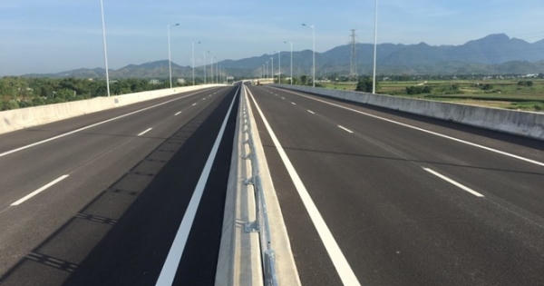 Phương tiện quay đầu, mất thẻ cao tốc Đà Nẵng-Quảng Ngãi sẽ bị tính phí 2 lần