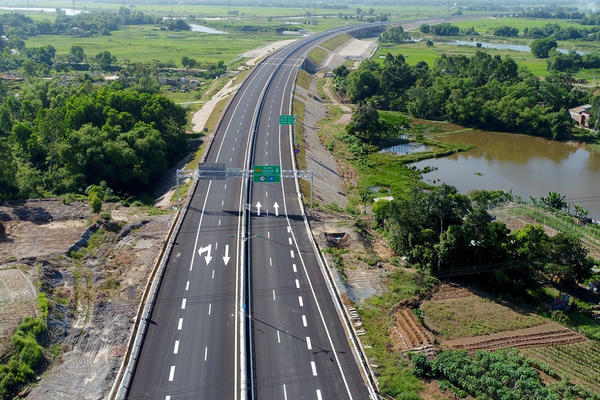 Triển khai đầu tư Dự án xây dựng đường bộ cao tốc Quy Nhơn – Pleiku