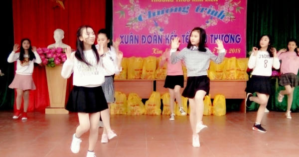 Nghệ An: Trường THCS Kim Liên (Nam Đàn) tổ chức chương trình "Xuân đoàn kết, tết yêu thương" cho học sinh