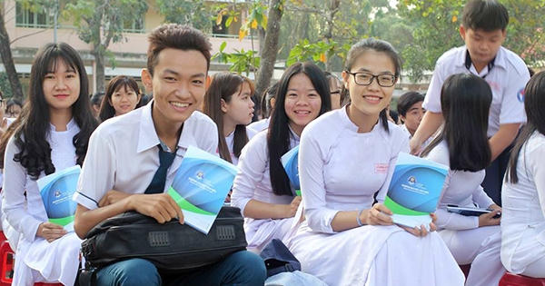 Giảm điểm ưu tiên khu vực có giải quyết được bất cập trong xét tuyển đại học?