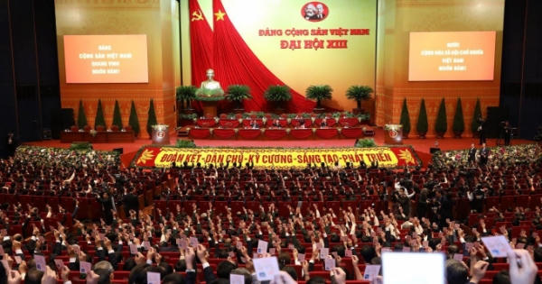 Phiên họp trù bị Đại hội lần thứ XIII Đảng Cộng sản Việt Nam Phiên họp trù bị Đại hội lần thứ XIII Đảng Cộng sản Việt Nam