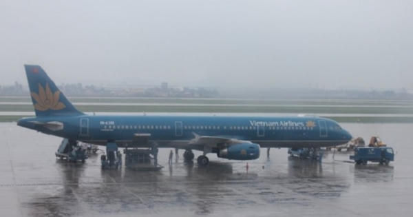 Các hãng hàng không đổi giờ bay do ảnh hưởng của cơn bão số 1