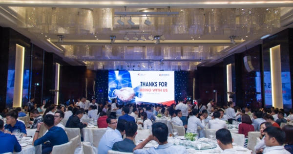 Tôn vinh hệ thống nhà kết nối của nghemoigioi.vn