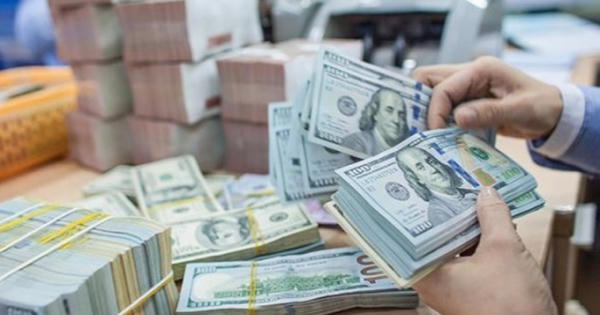 Dừng đà tăng nóng, đồng USD quay đầu giảm