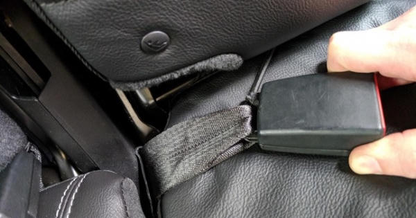 Làm thế nào để biết ô tô bị ngập nước, thủy kích?