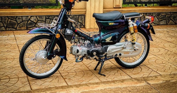 Honda Super Cub 81 độ “thập cẩm” cực chất của dân chơi Bình Phước Honda Super Cub 81 độ “thập cẩm” cực chất của dân chơi Bình Phước