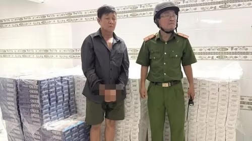 Bắt quả tang đối tượng mua bán 15.500 bao thuốc lá nhập lậu