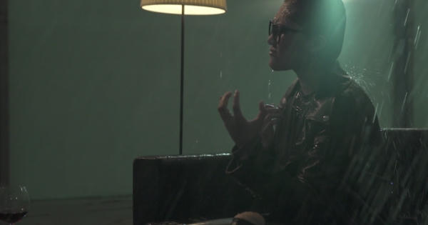 Vicky Nhung thức trắng đêm dầm mưa, run rẩy cả đêm vì MV mới