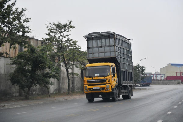 Xe siêu cơi nới, hết hạn đăng kiểm tung hoành ở KCN Cái Lân: Các ngành chức năng Quảng Ninh nói gì?