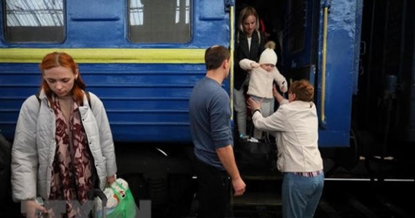 Ukraine lên kế hoạch sơ tán người dân qua 7 hành lang nhân đạo