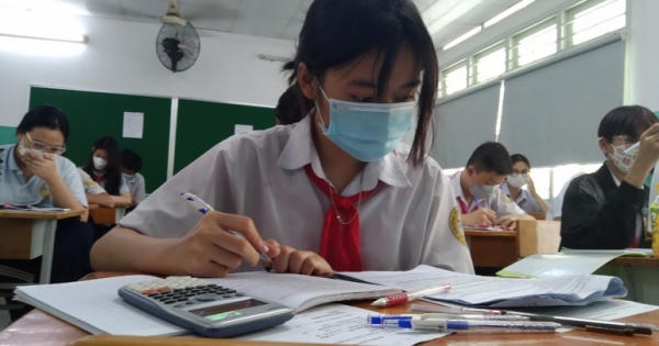 Con sắp thi vào lớp 10, mẹ căng thẳng đi khám tâm thần