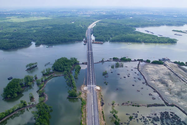 Khai thác tạm hai đoạn tuyến trên cao tốc Bến Lức - Long Thành