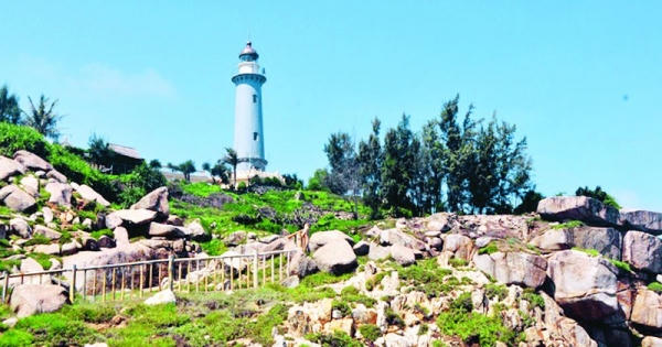 Xuân về nơi đón ánh bình minh đầu tiên