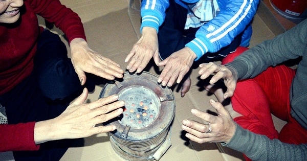 Sưởi ấm bằng than thế nào để không gây hại đến sức khỏe trẻ nhỏ