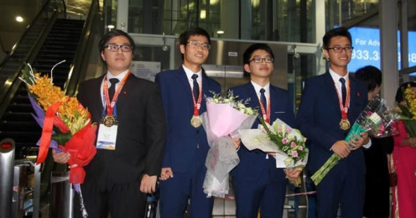 Gặp gỡ nam sinh đoạt “cú đúp” Huy chương Vàng tại Olympic Hóa học quốc tế Gặp gỡ nam sinh đoạt “cú đúp” Huy chương Vàng tại Olympic Hóa học quốc tế