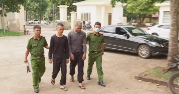 Đắk Lắk: Gây gổ đánh nhau trước quán bar vì một cô gái, một người tử vong