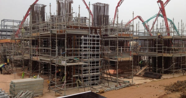 Slide - Điểm tin thị trường: Lọc dầu Nghi Sơn đội vốn 3 tỷ USD