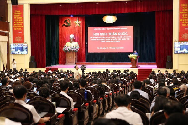 Khai mạc hội nghị tập huấn toàn quốc về vận hành hệ thống chính trị cấp xã mới