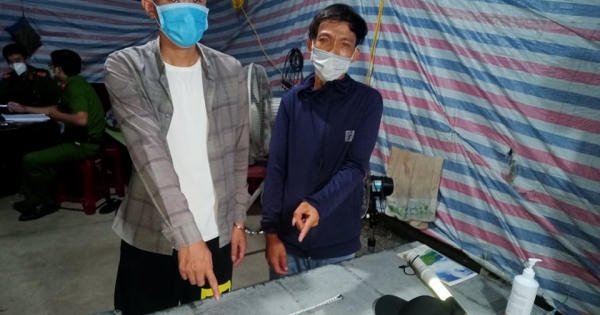 Quảng Bình: Bắt các đối tượng tàng trữ ma túy khi đi qua chốt kiểm dịch Covid-19