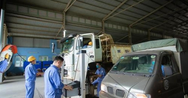 Gỡ ùn tắc tại các điểm đăng kiểm