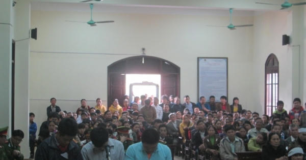Xin tiền không được, 3 côn đồ đánh giám đốc đến chết