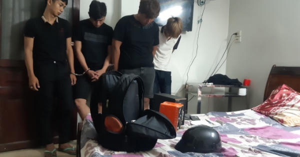 Xử lý 7 đối tượng mở tiệc ma tuý vào đêm 8/3