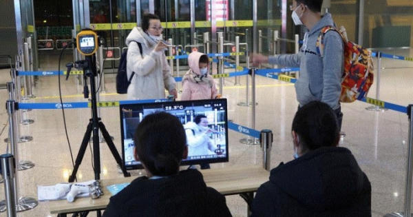 Dịch virus corona: Hơn 2.000 người bị nhiễm bệnh, Trung Quốc đã có 56 người chết