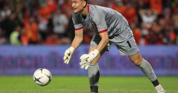 Văn Lâm tăng giá trị chuyển nhượng sau vụ lùm xùm với Muangthong