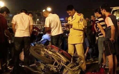 Tai nạn thảm khốc trên cầu Thái Hà: Ai sẽ bồi thường thiệt hại?