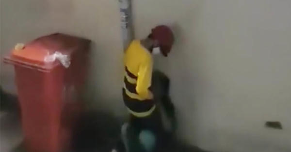 Khẩn trương xác minh clip nam thanh niên mặc đồng phục xe ôm công nghệ hãm hiếp cô gái trong ngõ vắng