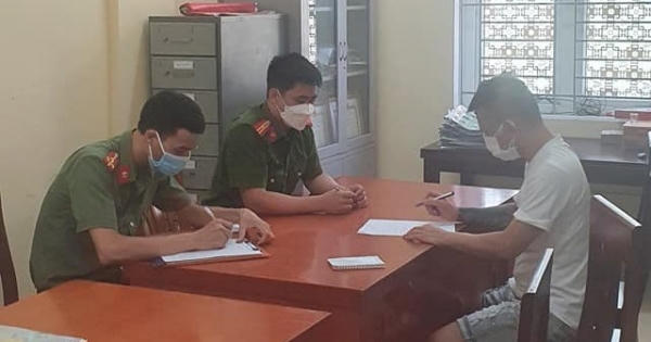 Bị lập biên bản xử lý vì khoe làm được thẻ Shipper để ra đường