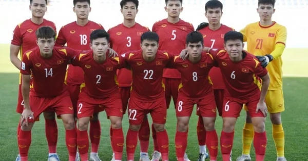 [Video]: Chiêm ngưỡng lại "siêu phẩm" suýt thành bàn của cầu thủ Minh Bình