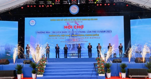 Quảng Ninh: Khai mạc Hội chợ Thương mại và Du lịch quốc tế Việt - Trung