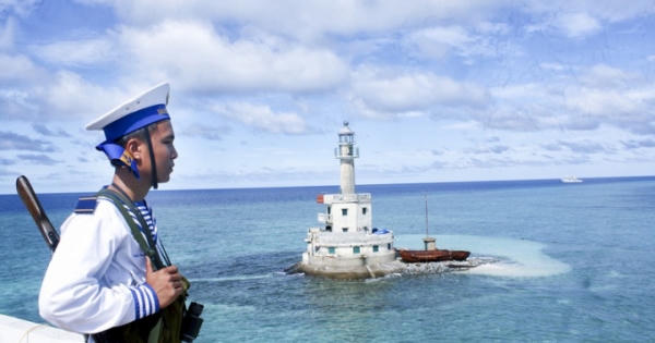 Chủ quyền không bao giờ nhân nhượng Chủ quyền không bao giờ nhân nhượng