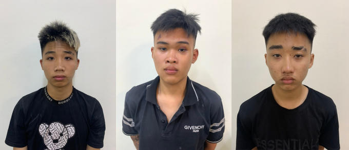 Khởi tố nhóm đối tượng rủ nhau đi cướp giật tài sản người đi đường vì hết tiền tiêu xài Khởi tố nhóm đối tượng rủ nhau đi cướp giật tài sản người đi đường vì hết tiền tiêu xài