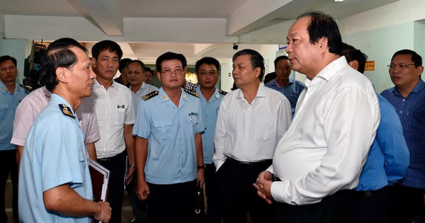Bộ trưởng truy Cục trưởng Hải quan về "chi phí ngầm" khi thông quan