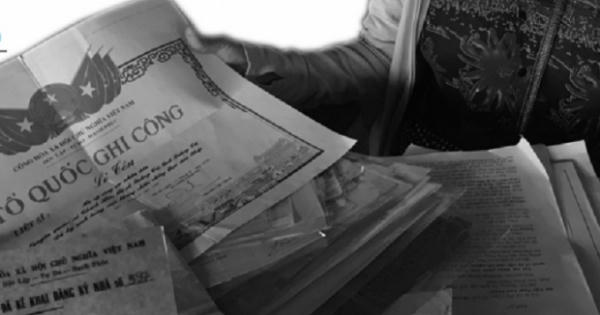 Cụ bà gần 40 năm đi đòi nhà, chờ 1 quyết định thấu tình trước khi chết Cụ bà gần 40 năm đi đòi nhà, chờ 1 quyết định thấu tình trước khi chết