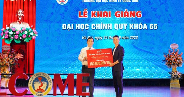TNG Holdings Vietnam tiếp sức giấc mơ đến trường cho tân sinh viên đặc biệt khó khăn TNG Holdings Vietnam tiếp sức giấc mơ đến trường cho tân sinh viên đặc biệt khó khăn